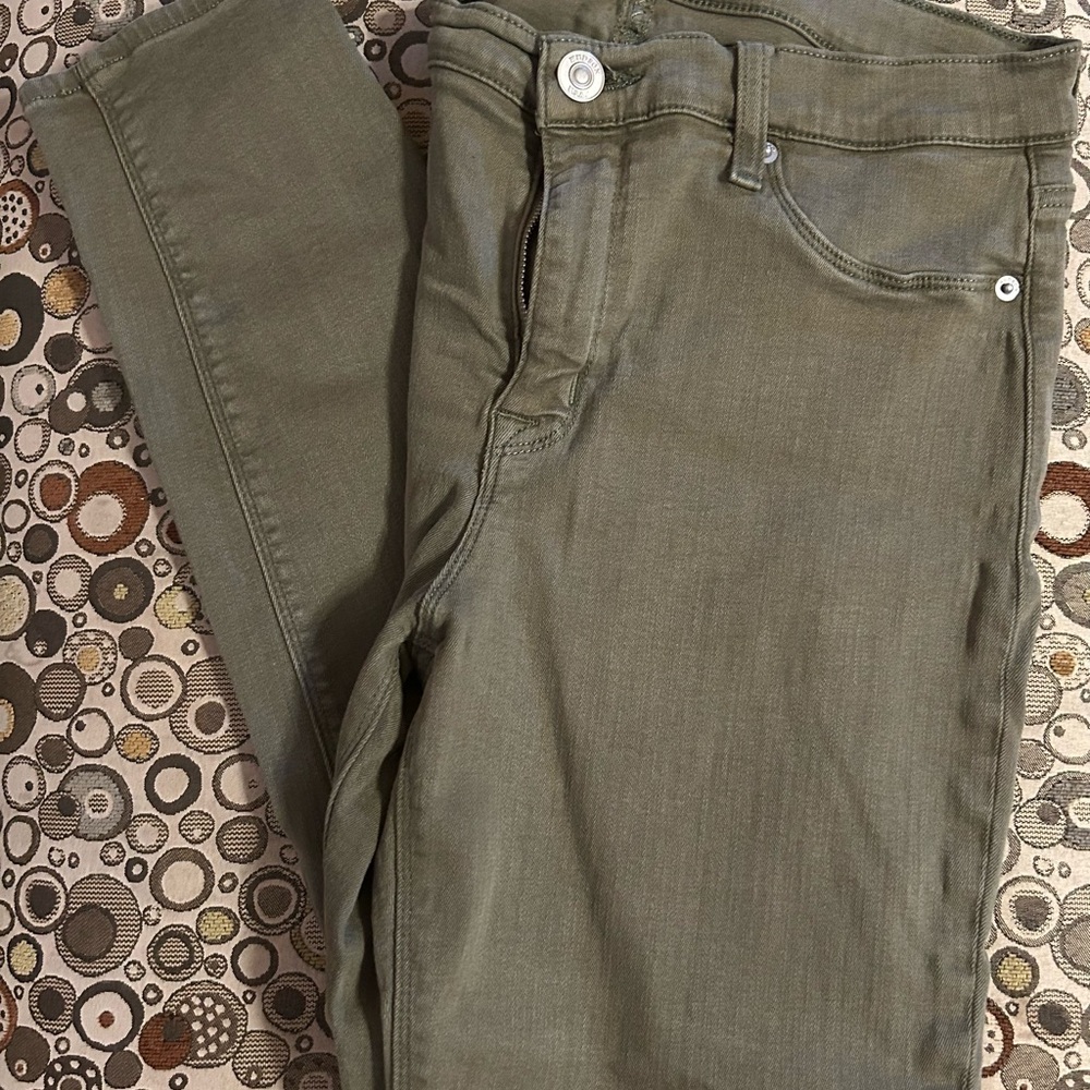 Hudson Jeans in Khaki Green Natalie Midrise 31 Ankle Skinny Slim
